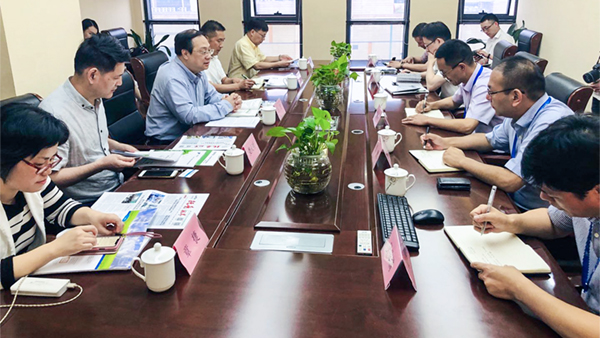 �����и����L(zh��ng)����һ���W�R�������r(n��ng)�{(di��o)��