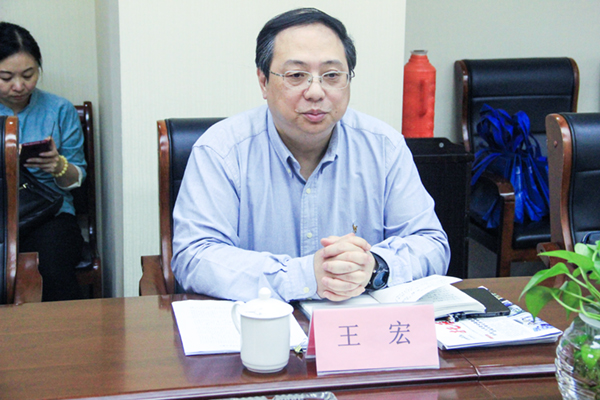 �����и����L(zh��ng)����һ���W�R�������r(n��ng)�{(di��o)��